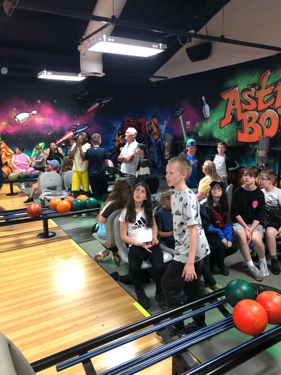 HallPeel's tweet image. A few from the bowling alley!

Stay tuned for the winners!