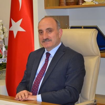 İnna Lillâhi ve İnnâ İleyhi Raciûn

Erenler Belediye Başkanımız <a href="/fevzikilic54_/">Fevzi KILIÇ</a> ’ın vefat haberini büyük bir üzüntü içerisinde öğrenmiş bulunmaktayım. 

Ailesine ve yakınlarına sabırlar diliyorum. 

Mekanı cennet olsun.