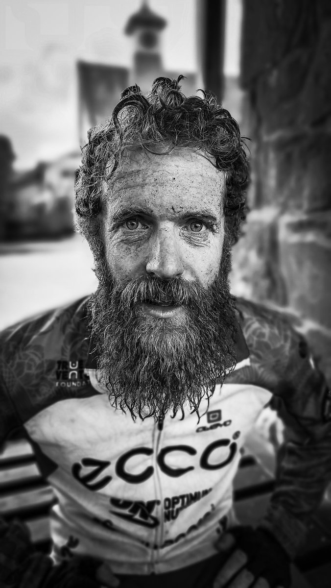 Sean Conway tweet media