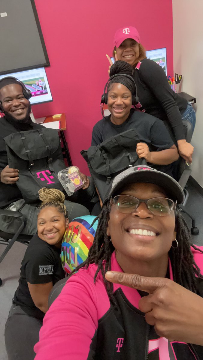 ThisGirlWearsMagenta- Senior Manager (@karenthesprint1) on Twitter photo Let’s welcome our newest members to the Texas/Louisiana BR magenta family! <a href="/TeeTeeRod/">Tyler R.</a> <a href="/OdieRetail/">Odie A</a> @JacksonTingley Let’s welcome our newest members to the Texas/Louisiana BR magenta family! <a href="/TeeTeeRod/">Tyler R.</a> <a href="/OdieRetail/">Odie A</a> @JacksonTingley
