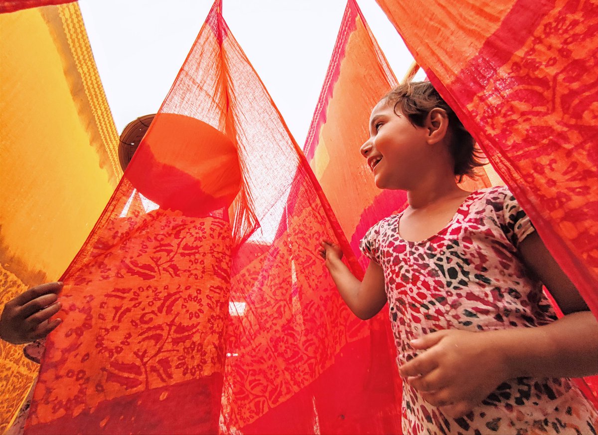 Playing hide and seek.

📸Redmi Note 10 Pro Max
#Xiaomi #photography #hideandseek #fun #play #funtime #playtime #child #children #Happiness