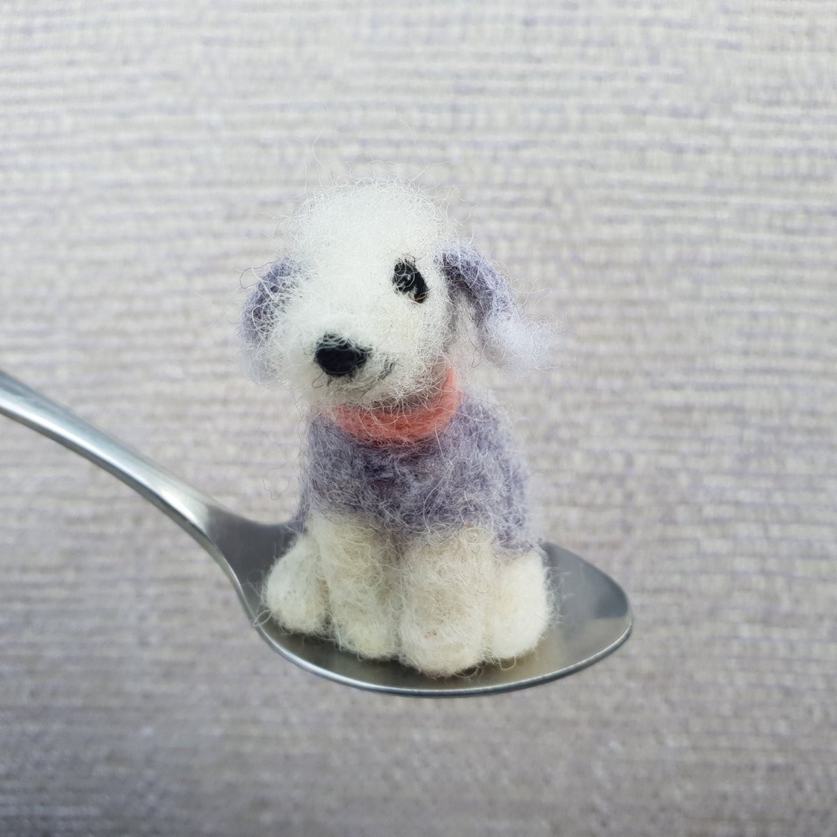 Good evening,
Congratulations to this week’s SBS winners! 
Sharing my most recent creation,,,a sweet little Bedlington Terrier named Bonbon! Love these Dogs! I’ve only come across this Dog once though. I hope there are many out there ❤️
#sbswinnershour 
etsy.com/listing/148990…