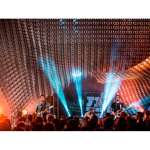 StyleManitoba's tweet image. The TD Winnipeg International Jazz Festival is back an on now at the CUBE! 100+ performers. 11 days. 9 venues. Free outdoor shows. Grammy-winning international acts + homegrown talent. But hurry; festival ends this Saturday, June 24th. Get tickets at: jazzwinnipeg.com/td-winnipeg-in…