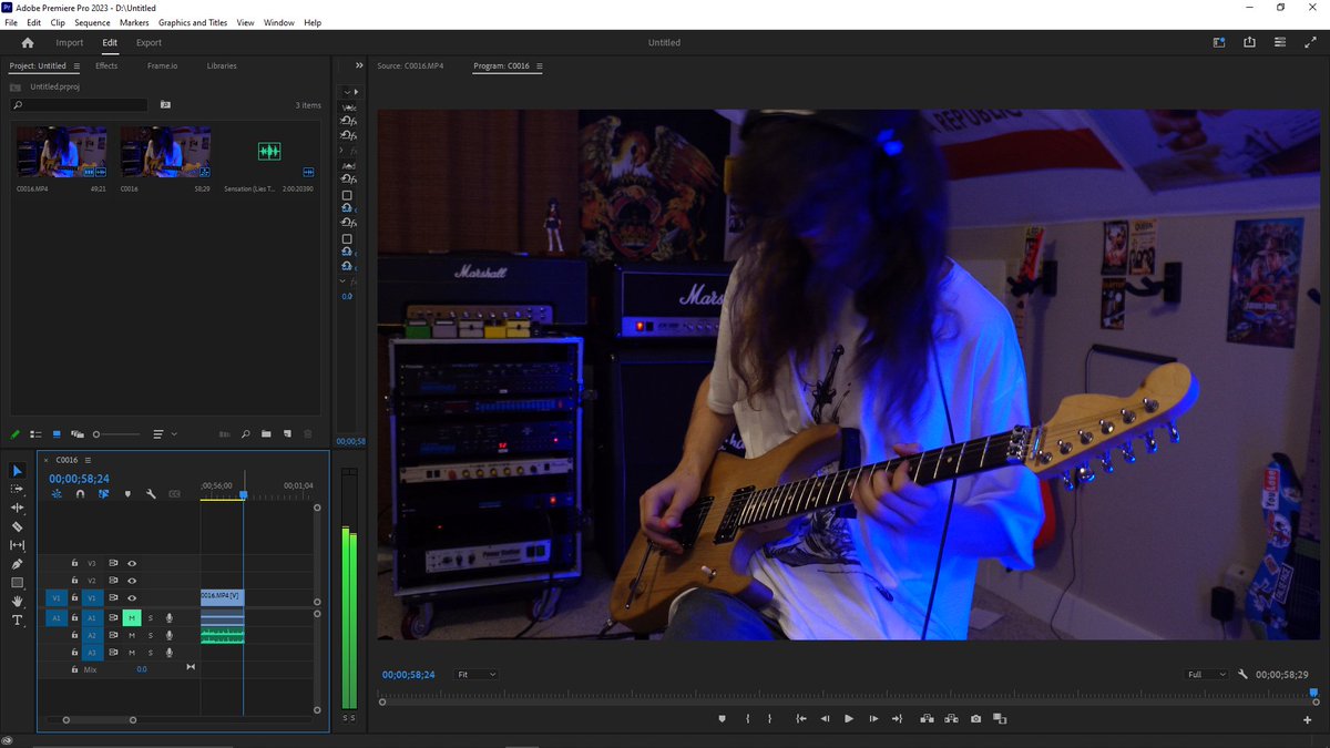 LeAndyAlexander's tweet photo. Framing a mf guitar for vertical vids is hell. Horizontal video supremacy https://t.co/iNevPeh6T1