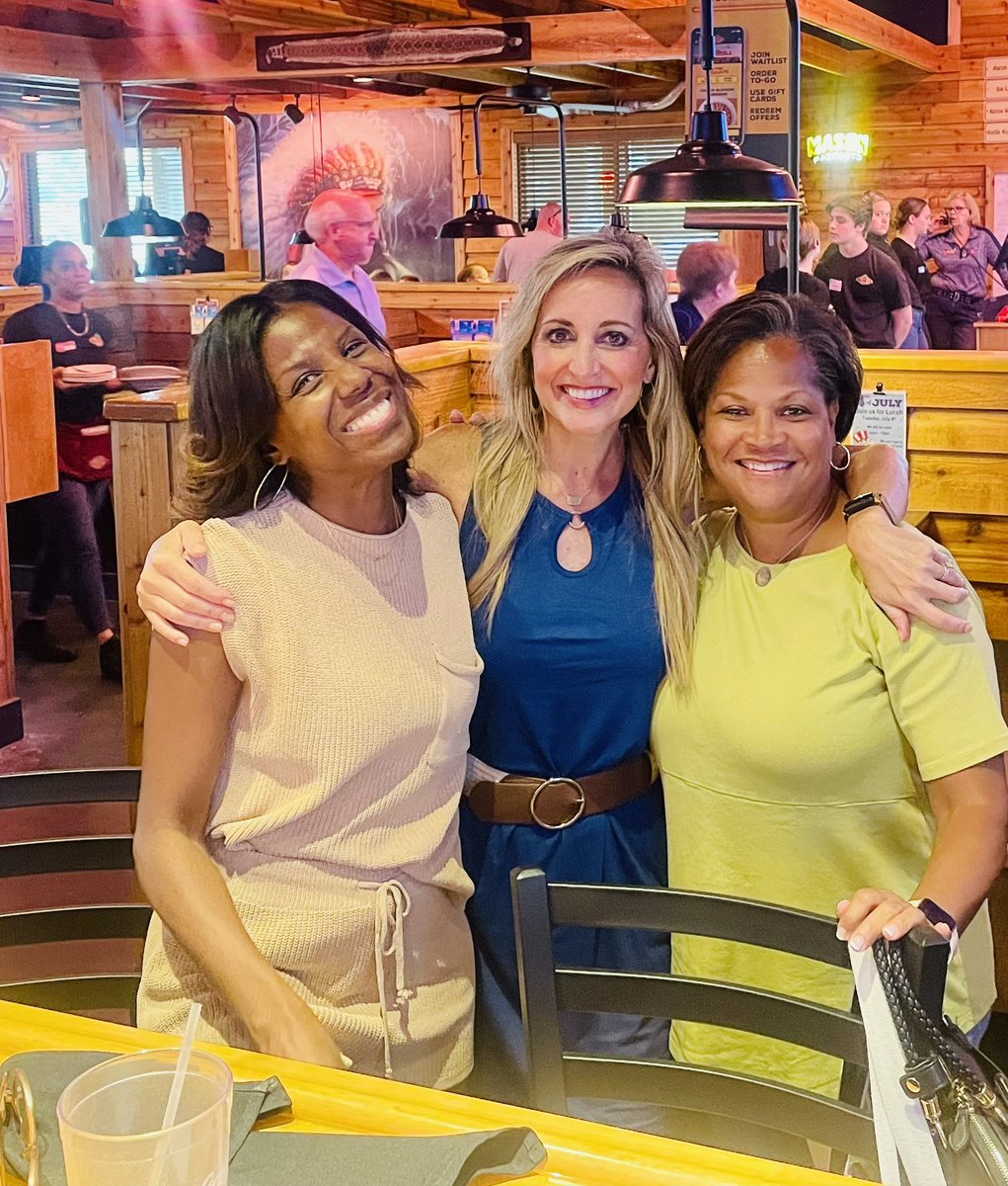 Eight years with these ladies is such a blessing <a href="/TMESEagles/">Marshall Elementary</a>