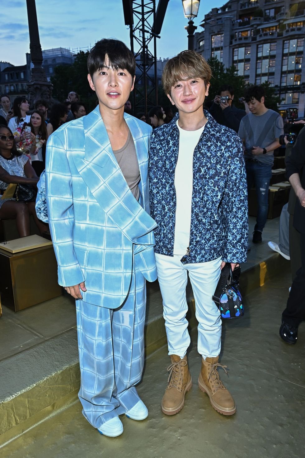 ルイヴィトン　ナイロンジャケット　西島隆弘　着用 Nissy(西島隆弘)、オレンジのダミエ柄ジャケットで登場 ルイ