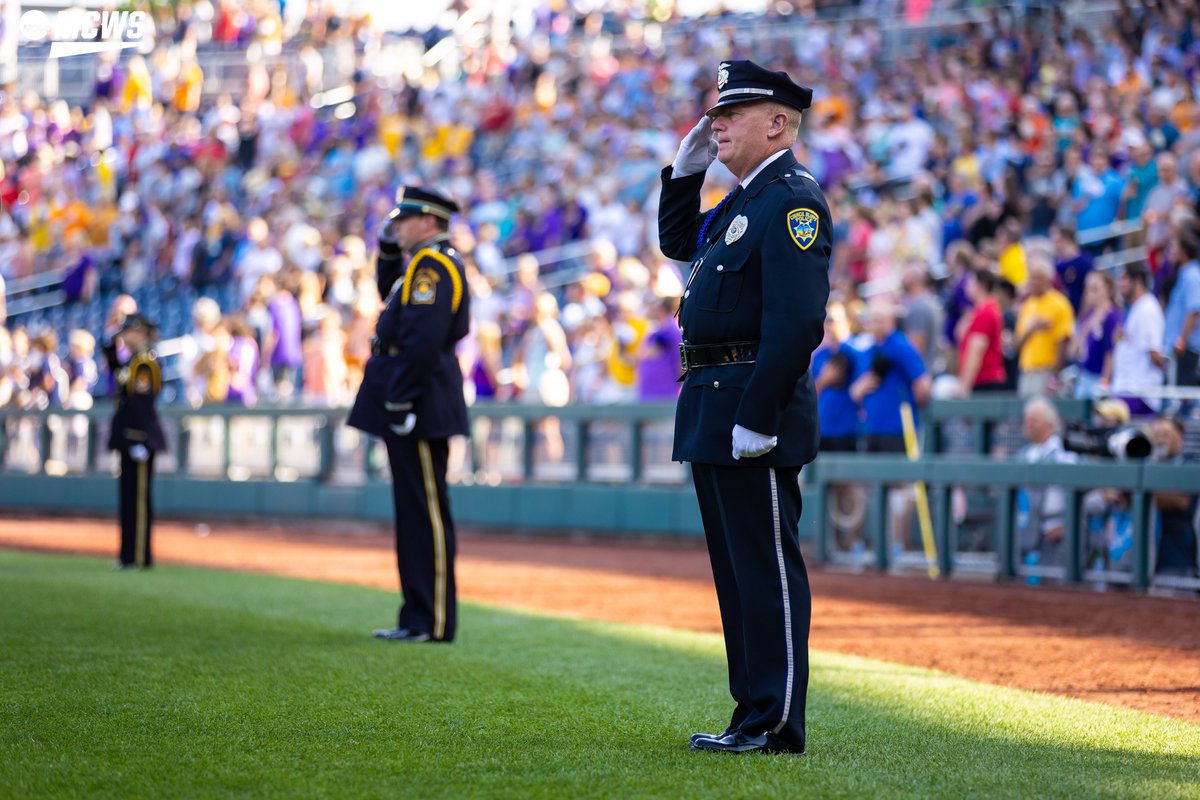 CWSOmaha's tweet photo. Thank you to the @NENationalGuard and the 25 Metro Area Police and Fire Agencies for joining us tonight as a part of Heroes in the Heartland!

#MCWS | #RoadToOmaha | #CWSOmaha https://t.co/kPOLKDP0Wd