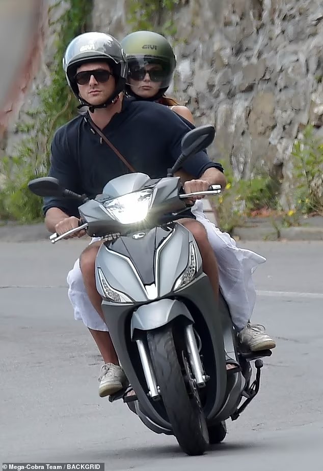 Jacob Elordi and Olivia Jade in Italy. 🩷#LisLove