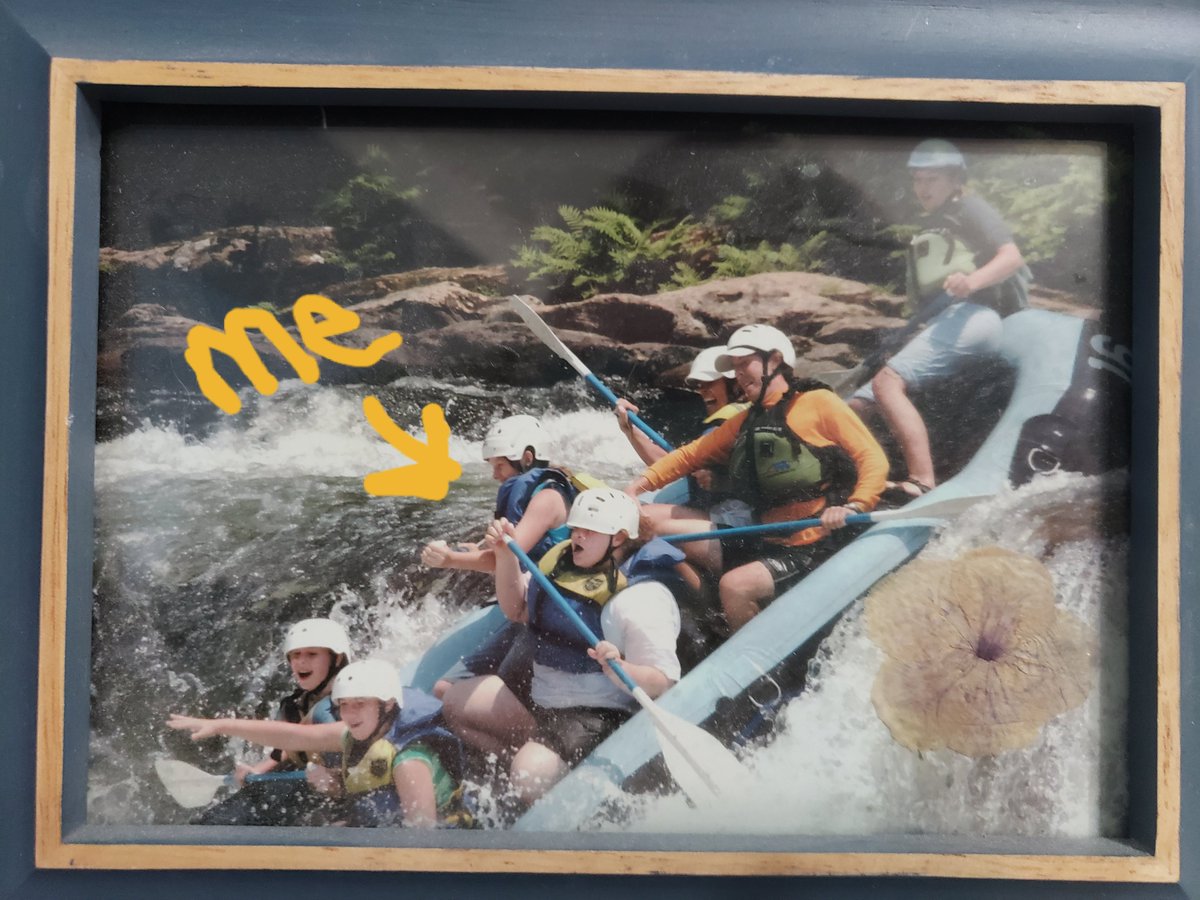 @Stray_Kids I found the photo from the waterfall we crashed on. It was spring 2006, so I was 13. Sadly I havent had the opportunity to go white water rafting again since then. Hopefully I will.