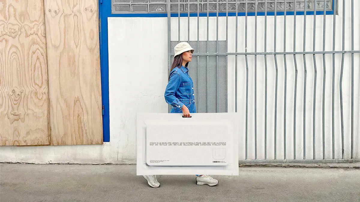 WeRSM's tweet image. A couch that only weighs 22 pounds, can be configured in over 30 different ways, and folds into an envelope, YES PLEASE! #IKEA 

Check it out: buff.ly/3XfT18m