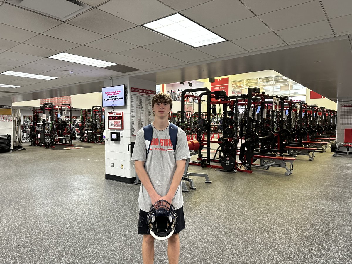 Great Day with my Blue &amp; Gold brothers!  Loved the energy today and competing with amazing athletes.  Thanks to <a href="/JLaurinaitis55/">James Laurinaitis</a> <a href="/CoachJimKnowles/">Jim Knowles</a> for the great defensive day!  Thanks <a href="/Bcarp3/">Bobby Carpenter</a> for showing me the facility.  I promise I'll represent the Golds this fall.  #defendfulton