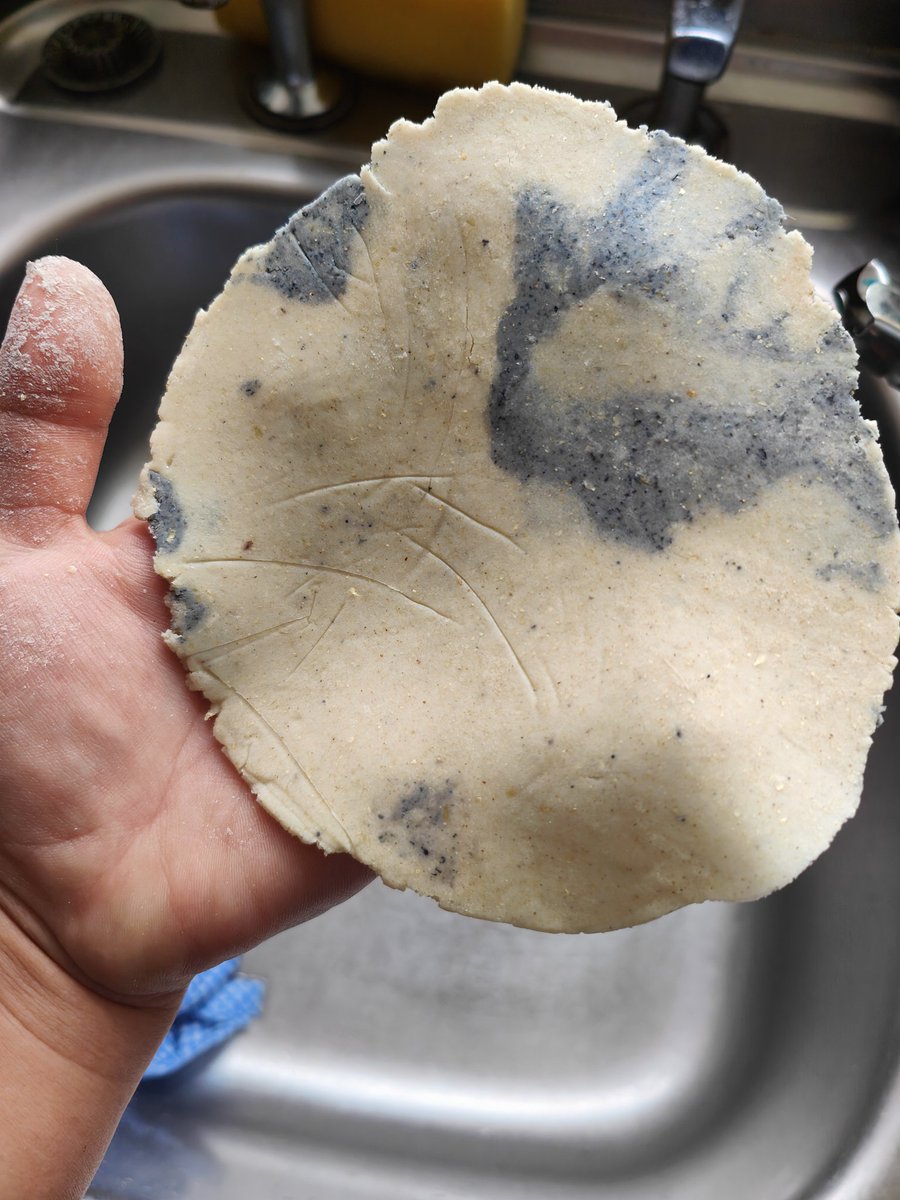 Taco Tuesday 🌮💖 even made some cute mixed tortillas using the original &amp; blue masa flour, so pretty! 😍 We had slow cooked beef short rib tacos &amp; crispy mushrooms with peppers, similar to <a href="/BundobustMCR/">BUNDOBUST Manchester Piccadilly</a> Indochinese flavours...divineeee✨💚