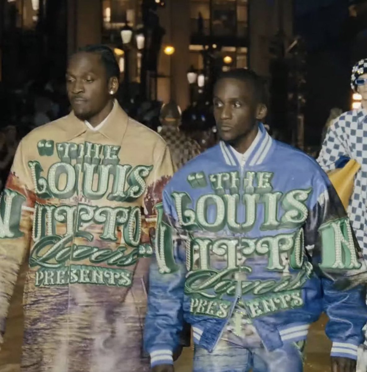 Outlander Magazine tweet media