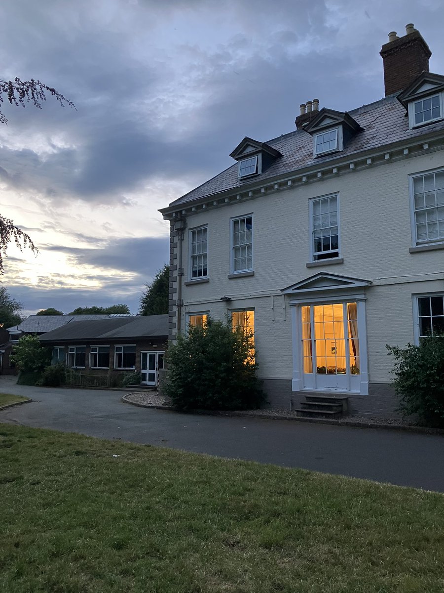 HTPD School tweet media