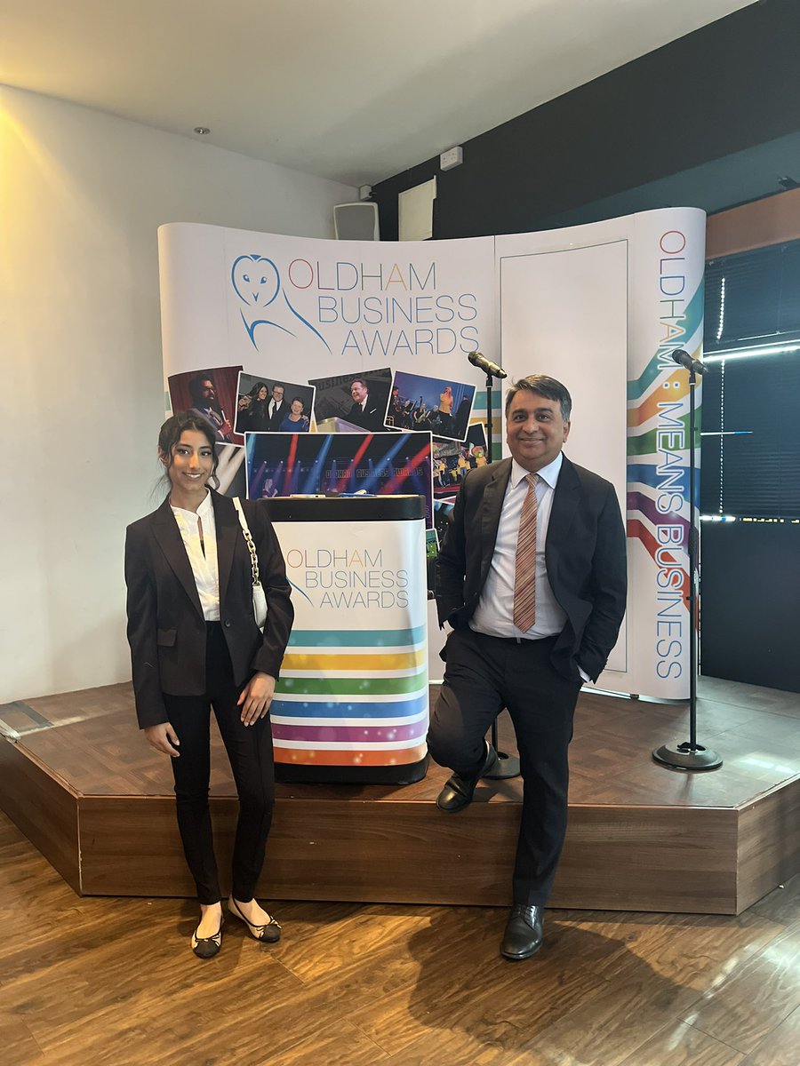 kashifashraf (@k4shf) on Twitter photo The Oldham <a href="/Youth_Mayor/">Oldham Youth Mayor</a> the amazing <a href="/HamraHanifAli/">hamra</a> has just said a few words to the crowd to encourage young people to get involved in the awards and even consider starting a business! <a href="/OldhamBA/">Oldham Business Awards</a> #Oldhamhour ๐๐๐the youth are #loveoldham future <a href="/OldhamCouncil/">Oldham Council</a> @OsmanSayyed The Oldham <a href="/Youth_Mayor/">Oldham Youth Mayor</a> the amazing <a href="/HamraHanifAli/">hamra</a> has just said a few words to the crowd to encourage young people to get involved in the awards and even consider starting a business! <a href="/OldhamBA/">Oldham Business Awards</a> #Oldhamhour ๐๐๐the youth are #loveoldham future <a href="/OldhamCouncil/">Oldham Council</a> @OsmanSayyed