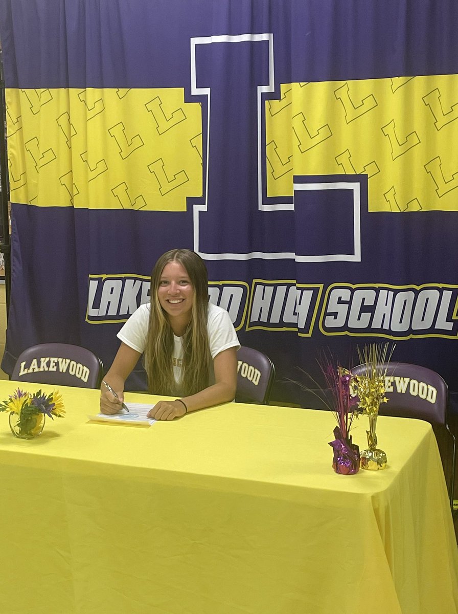 LkwdAthletics's tweet photo. LHS Female Athlete of the Year inks the paperwork to continue her academic and athletic careers at Baldwin Wallace University!  She’ll be studying Business and playing Lacrosse for the Yellow Jackets!!  Special young lady. We will miss you here but will follow! Ranger Pride!! https://t.co/bvM6l39ikS