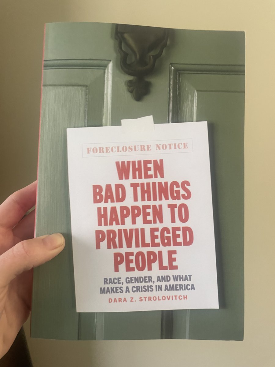 Dara Strolovitch 📖 is here! This is a profound book about what is labeled crisis, what is naturalized as normal & the consequences for marginalized groups. I've thought about @DaraZedd's framework & cases often the last 3 years. Excited for others to read press.uchicago.edu/ucp/books/book…