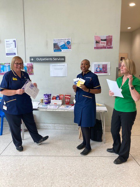 Getting the message out again today @uclh engaging staff and visitors about bladder and bowel health #WCW2023 #WorldContinenceWeek