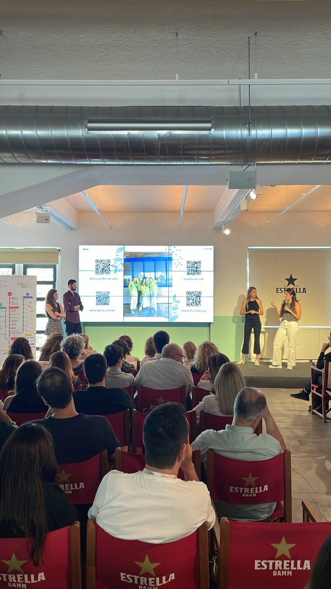 TFtalentfactory's tweet photo. Grandes Presentaciones en la final de #innobus2023 a los retos de @Nestle_es @SYNLAB_ES @esa_es @Desigual_ES con @innobaix @AgenciaEconAMB @castillamedina @Laurabega8 @anahdezbonancia @natmir6 https://t.co/K8vuzzonig