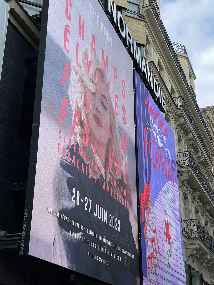 thespectators_'s tweet photo. #CEFF Soirée d’ouverture réussie avec la performance de la chanteuse @silly_boy_blue et la projection du film #Passages en présence du réalisateur #IraSachs et de l’acteur #BenWhishaw
On se retrouve demain pour la suite du programme ! https://t.co/n4SmhY0pSm