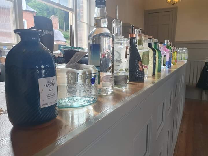 Skatesmac1's tweet photo. Thanks to @TannersWpool for supporting our gin night  in Montgomery! Much appreciated! https://t.co/UuWPnbxgim