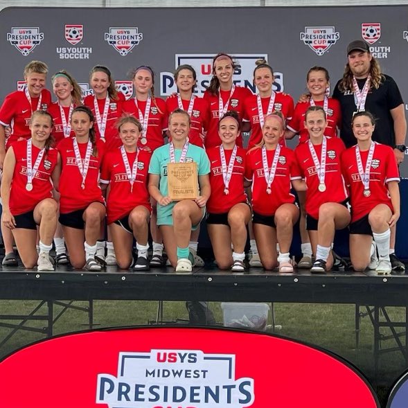 iller_samantha's tweet photo. Nationals Bound!!! 
#MidwestPresidentsCupFinalist #NationalPresidentsCup
#SoccerChampions #TeamSpirit #ilyouthsoccer #calmthecup #pcup23 #elitesc98 @EliteSC98 @USYouthSoccer https://t.co/ZN1QMrO2xb