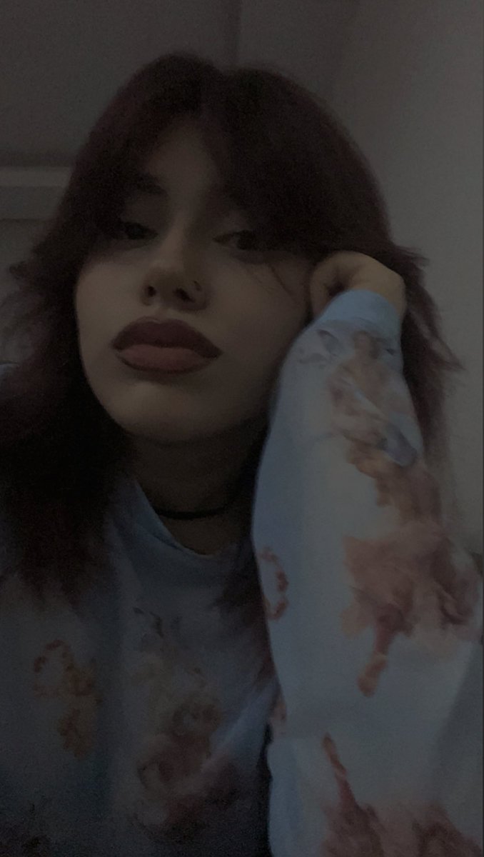 Mutluluktan yüzümüzde güller açmış yine