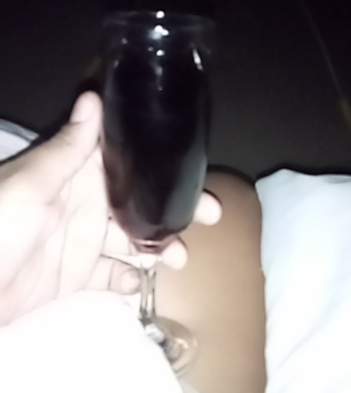 #relaxingathome#redwine#peacefullmind💆🍷