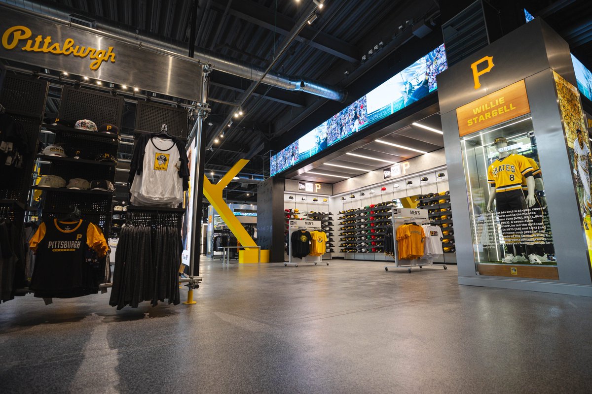 pirates team store