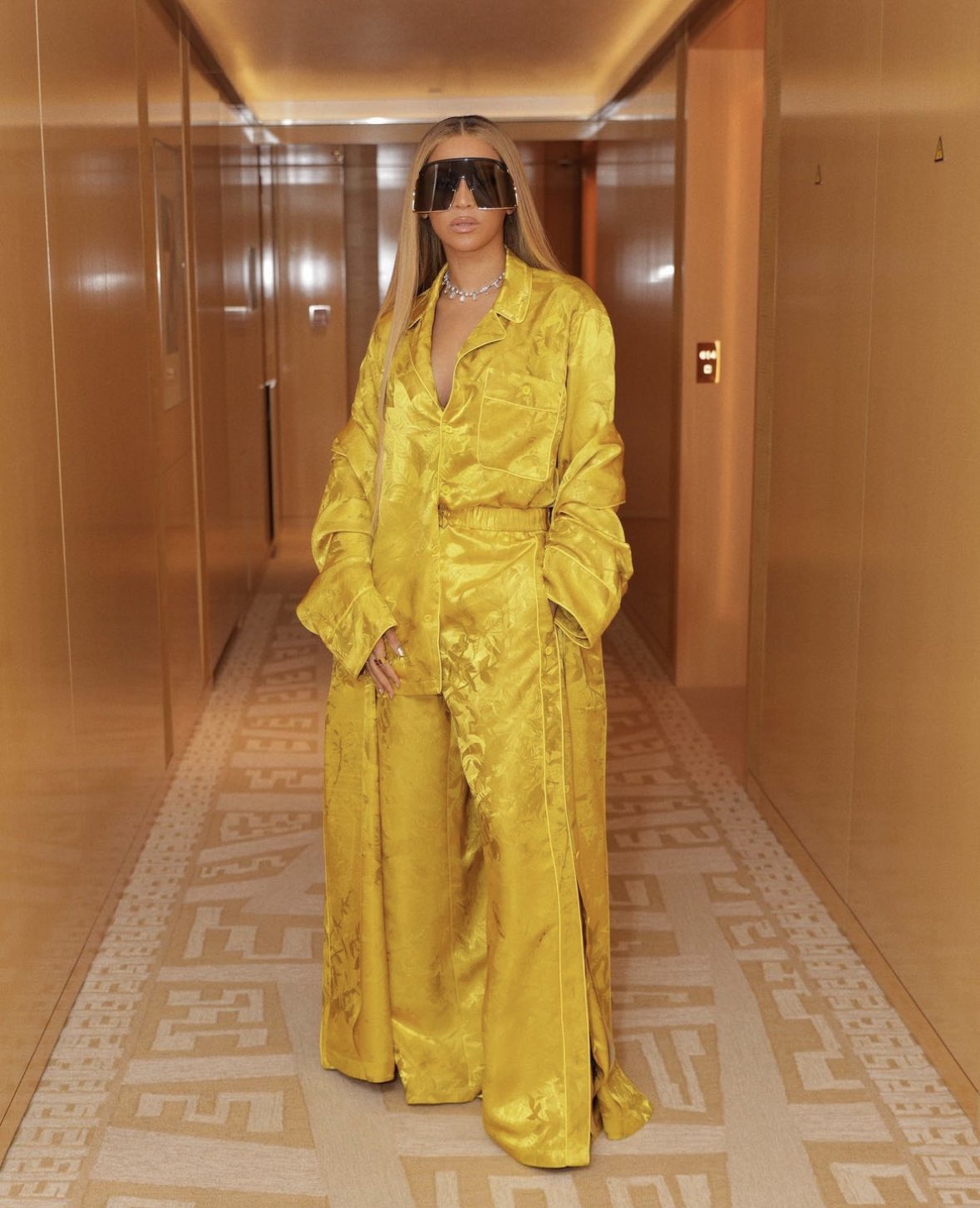 Beyoncé Pops in Pajamas at Louis Vuitton Menswear Show, Spring