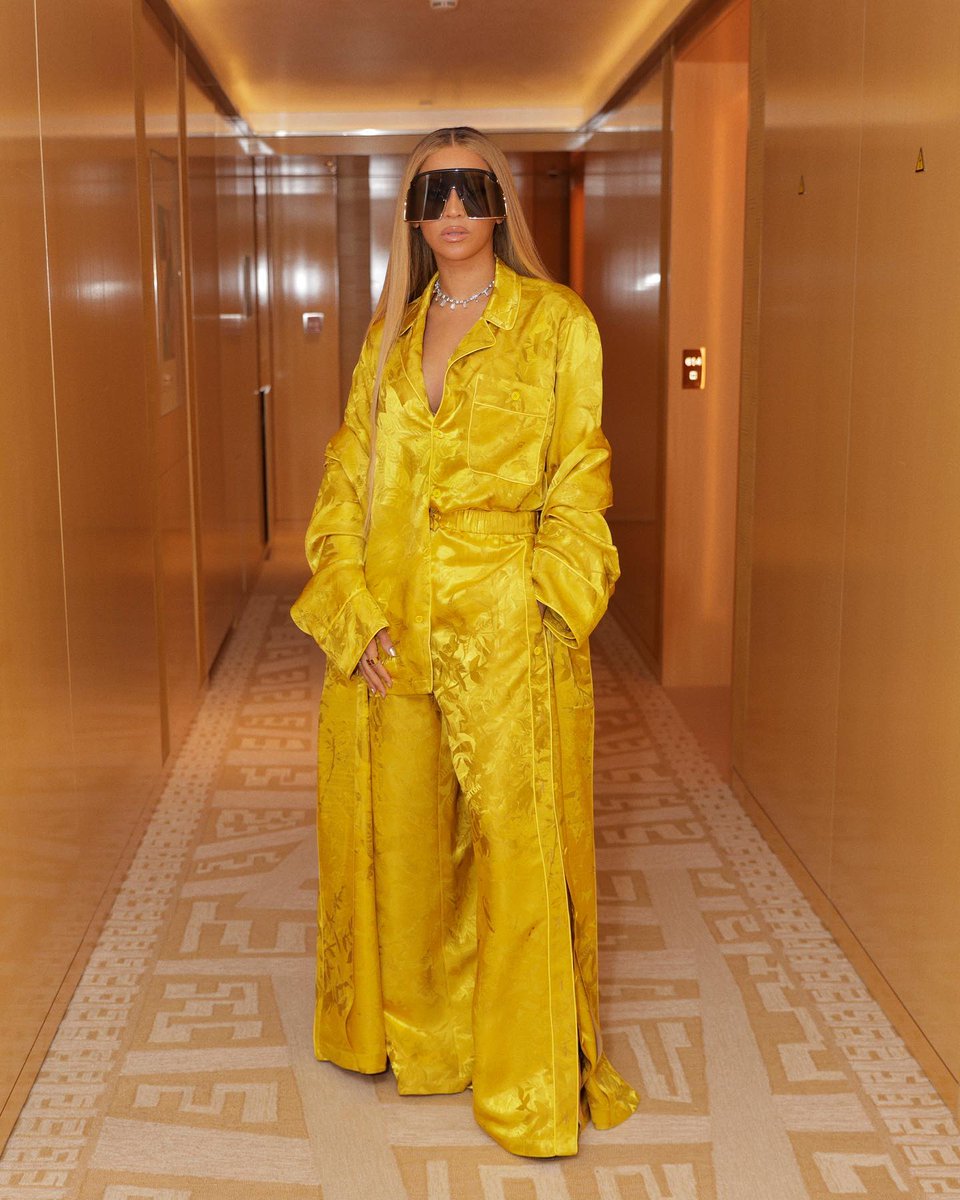 Beyoncé Pops in Pajamas at Louis Vuitton Menswear Show, Spring 2024 – WWD