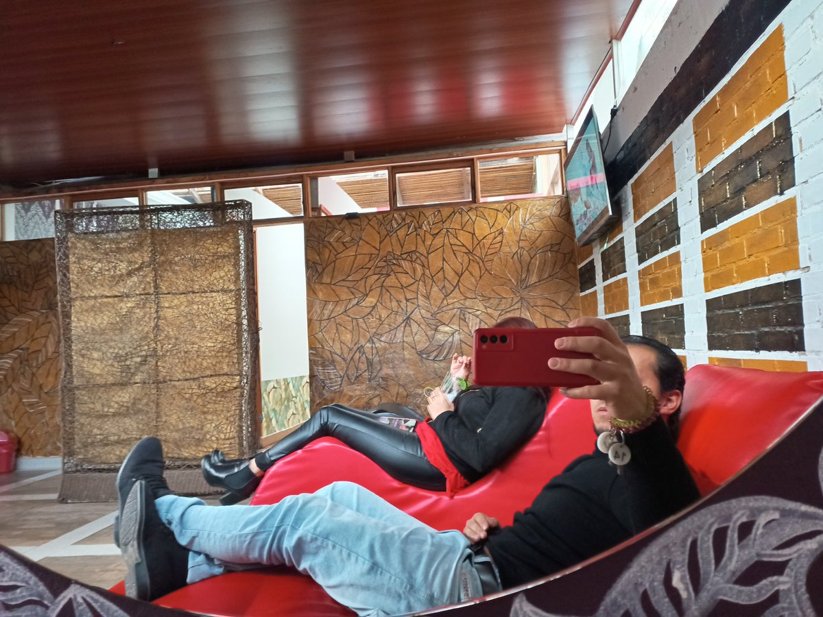 ...Conociendo un nuevo lugar...