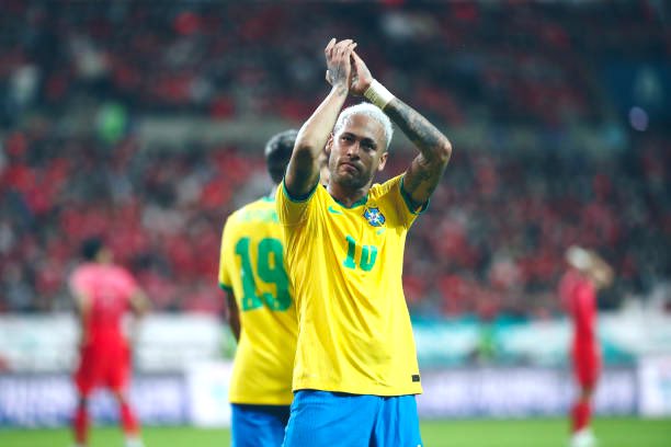SelecaoTalk's tweet photo. Brazil Record with &amp; without Neymar since his International debut in 2010 🇧🇷 

WITH NEYMAR:

🏟️ 124 games 

- 90 Wins (72.5%)
- 23 Draws (18.5%)
- 11 Defeats (9%)

2.20 gpg 📈

WITHOUT NEYMAR:

🏟️ 48 games 

- 29 Wins (60.5%)
- 09 Draws (18.75%)
- 10 Defeats (21%)

1.95 gpg  📉 https://t.co/JowkVIXCKY