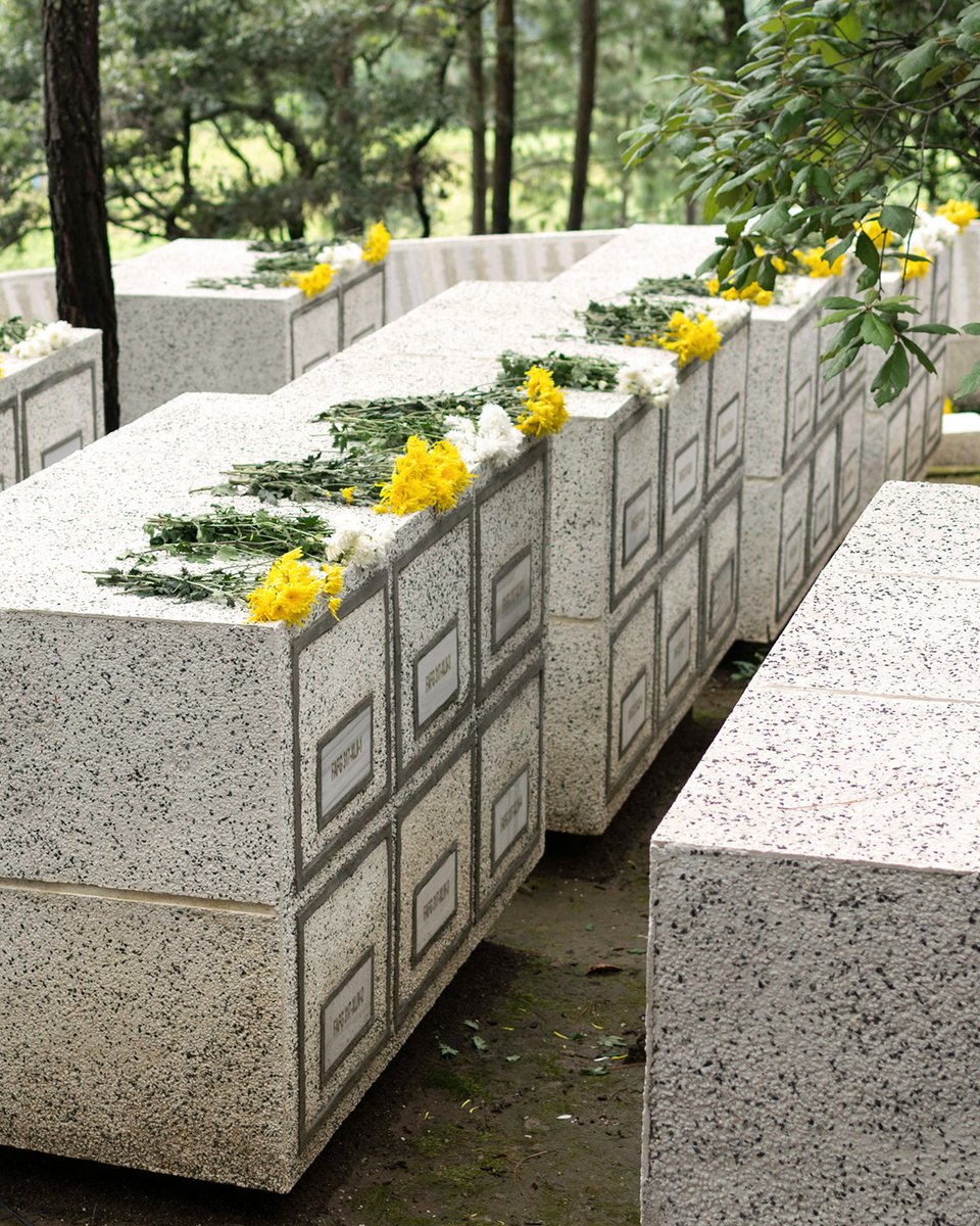 Mañana 21 de junio, en el Día Nacional contra la #DesapariciónForzada, acompáñanos a conmemorar el 5to. Aniversario del #Memorial de las Víctimas de Desaparición Forzada en Km. 77.5 Carretera a San Juan Comalapa, Chimaltenango. Te esperamos a partir de las 9:00 hrs.