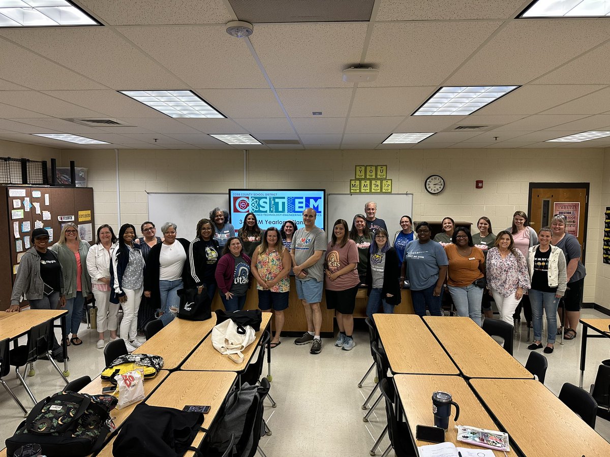 STEMsally's tweet image. #STEMAPALOOZA23 Pre-Conference sessions were on happening today!  Our volunteers showed up and out. 💗 our #STEMCobb family. @CobbSchools #DoingDrivesLearning