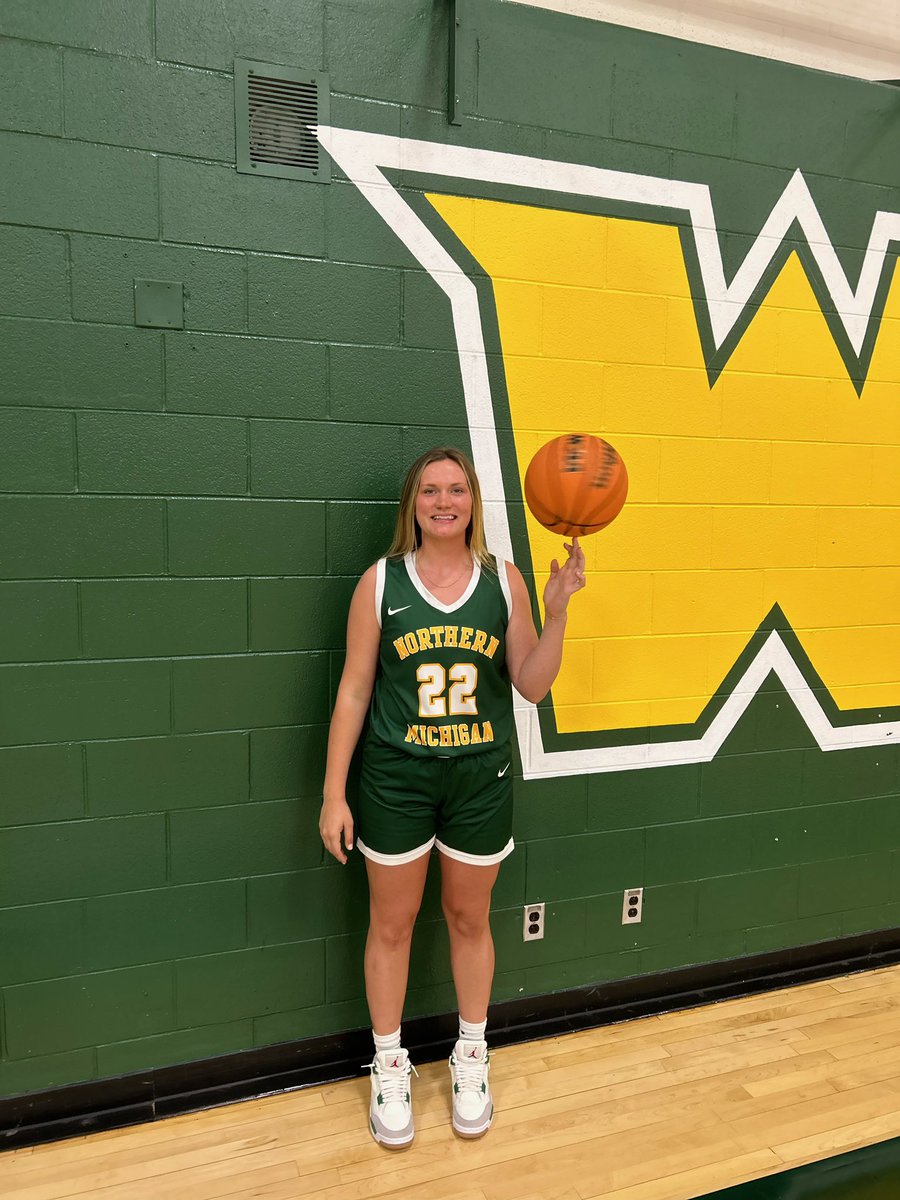 LisaMVanWyk's tweet photo. So excited to see our Blaze lady Kennedy Litvinoff find her next home at Northern Michigan after graduating with her undergrad this spring. The game keeps you going! Thank U @CoachThousand @NMU_WBBall for giving Ken the next best step in life! 🏀+👩🏽‍💻@litvinoff22 @BlazeSports_ https://t.co/87LpnJXk1Y