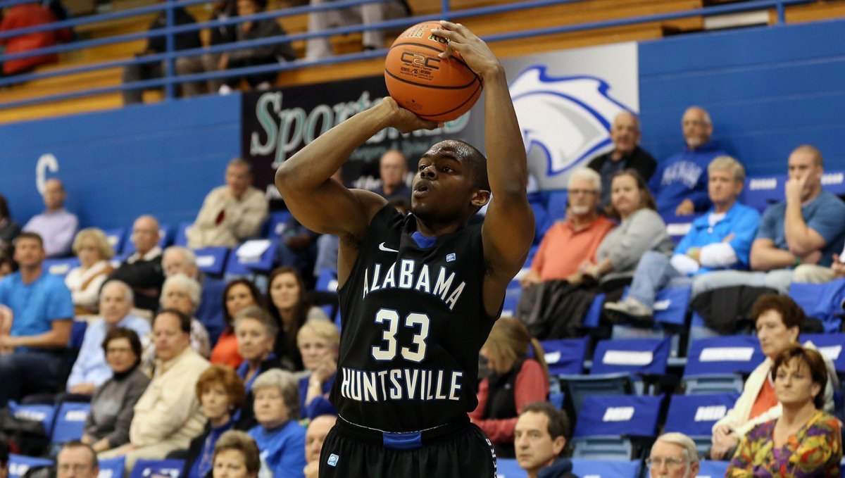 After a great conversation, I’m blessed to receive another scholarship from Alabama of Huntsville <a href="/coachjshulman/">John Shulman</a>