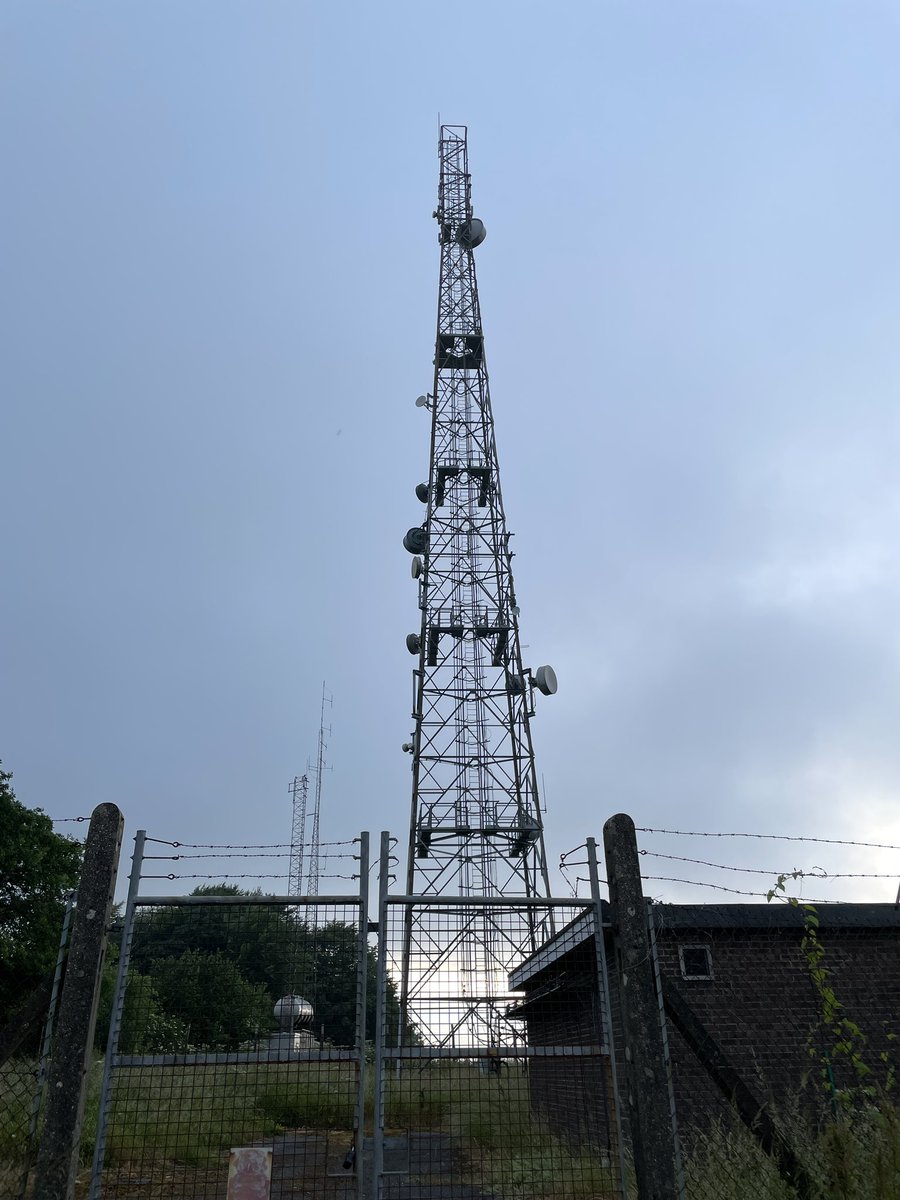 #AmateurRadio community… your thoughts on this? Tonight I spent a while calling CQ on 2m between 9-10pm from Bulbarrow Hill Dorset, 274m ASL.  Magmount on my car roof, FT3D inside. Probably 4w ish allowing for losses etc. Not a single response 1/3…