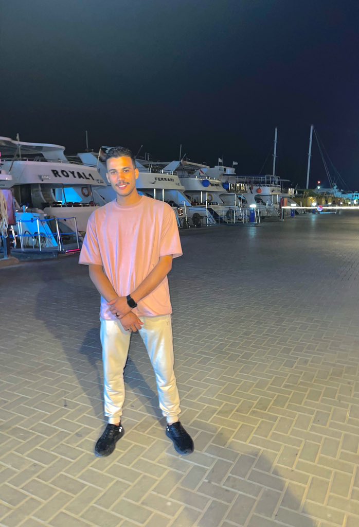 fawzi___22's tweet photo. مش هتوب عن خطف القلوب 🤍🛥️ https://t.co/xb13Mj5bZx