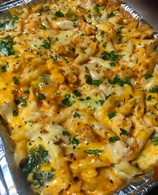 Cheesy 🧀 Spinach and Penne Noodles homecookingvsfastfood.com #cheese #pasta #homecooking #food #recipes #foodpic #foodie #foodlover #cooking #homecookingvsfastfood