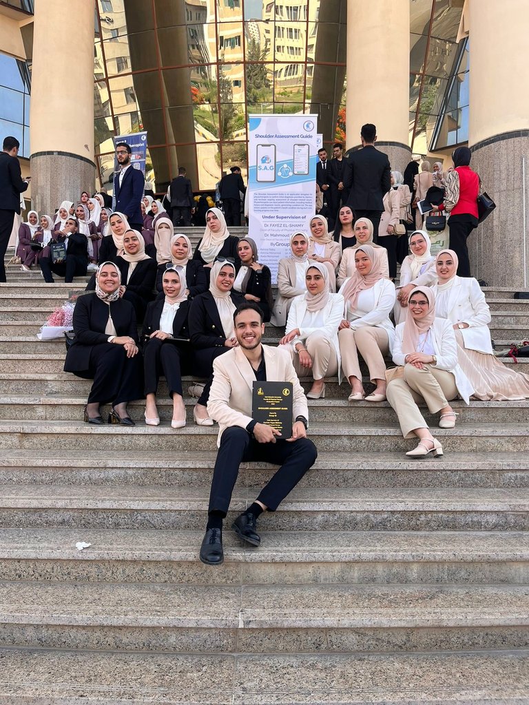 RandaMo69593045's tweet photo. Graduation project is done ✓❤️‍🔥 https://t.co/RvJKgwdDRl