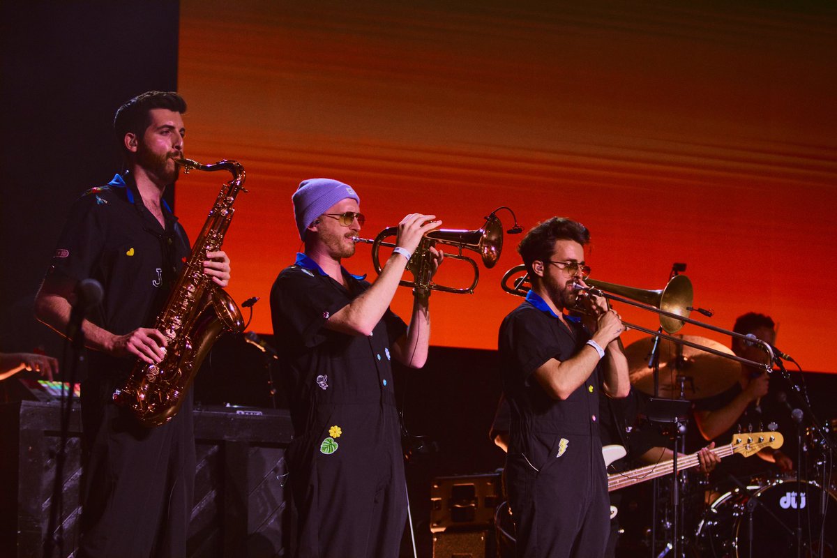 Lauren Daigle tweet media