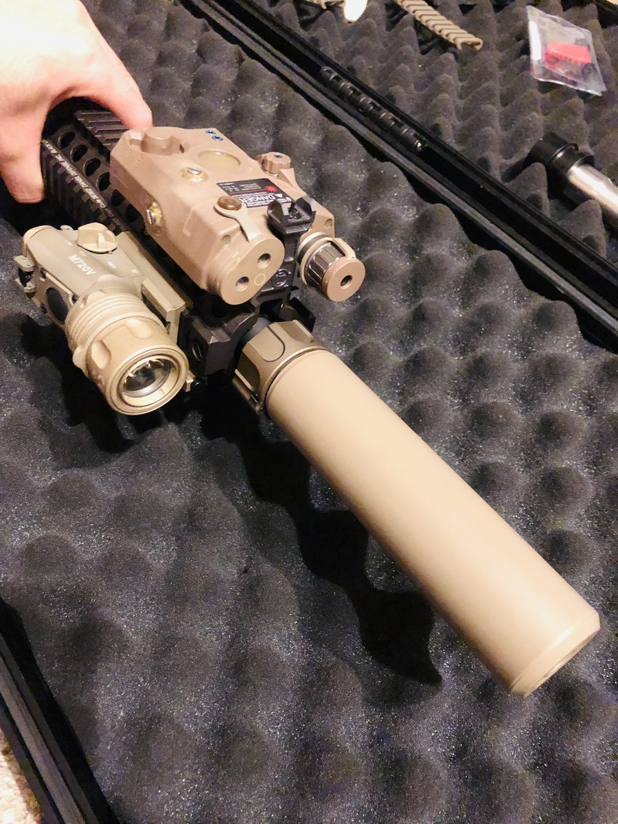 5ZlHFRNh3gXh8HH's tweet photo. #新型DASM4
#Danieldefense
#surefire
#insight
#Railscale https://t.co/culbqiA7sU