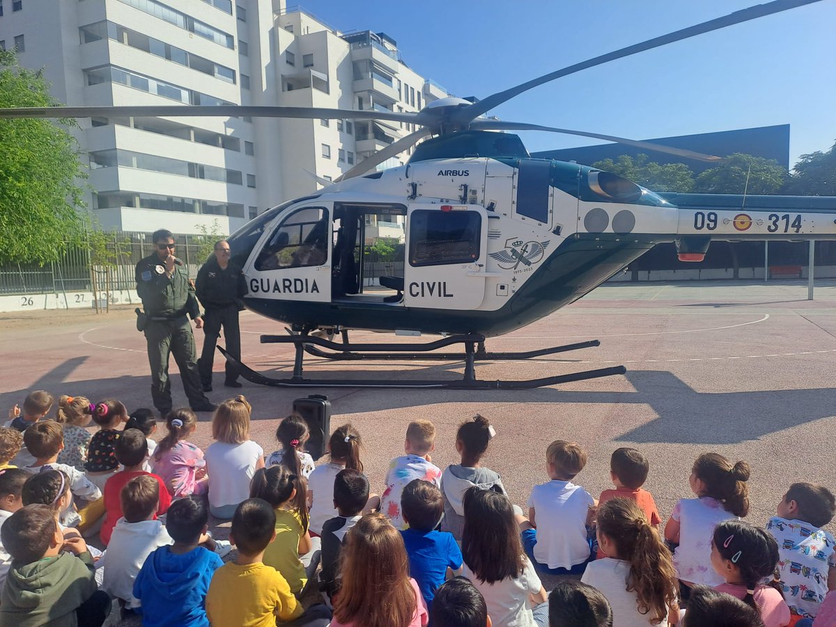 El nuevo #cuco314 de visita en un colegio