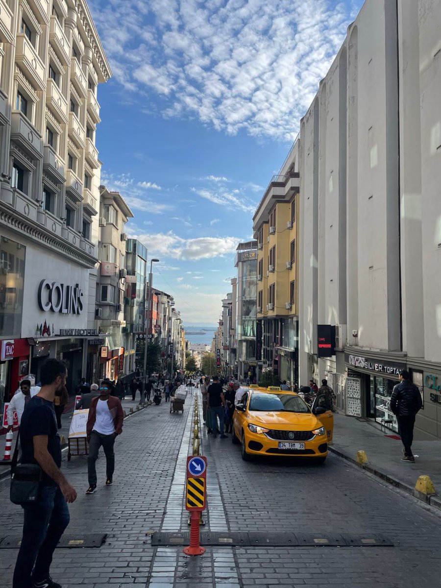 oleesmith18's tweet photo. Feasting n the flavors of Istanbul, one street food at a time 🥰🥰 https://t.co/pomtNlgRTt