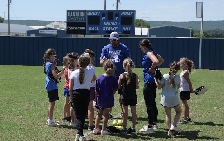 EOSC_Softball's tweet photo. All Skills Camp 2023 is in the books! We had such a great time the past two days with these girls and learned tons! We hope everyone had as much fun as we did! https://t.co/bfZ4jJRtq0