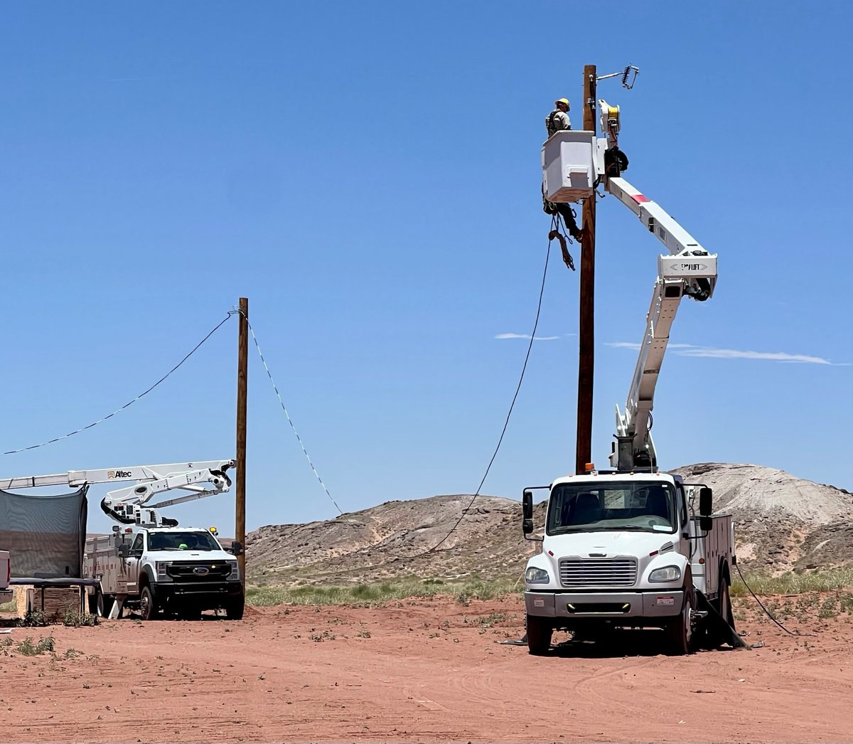 City of Edmond on Twitter "A team from Edmond Electric is in Chinle