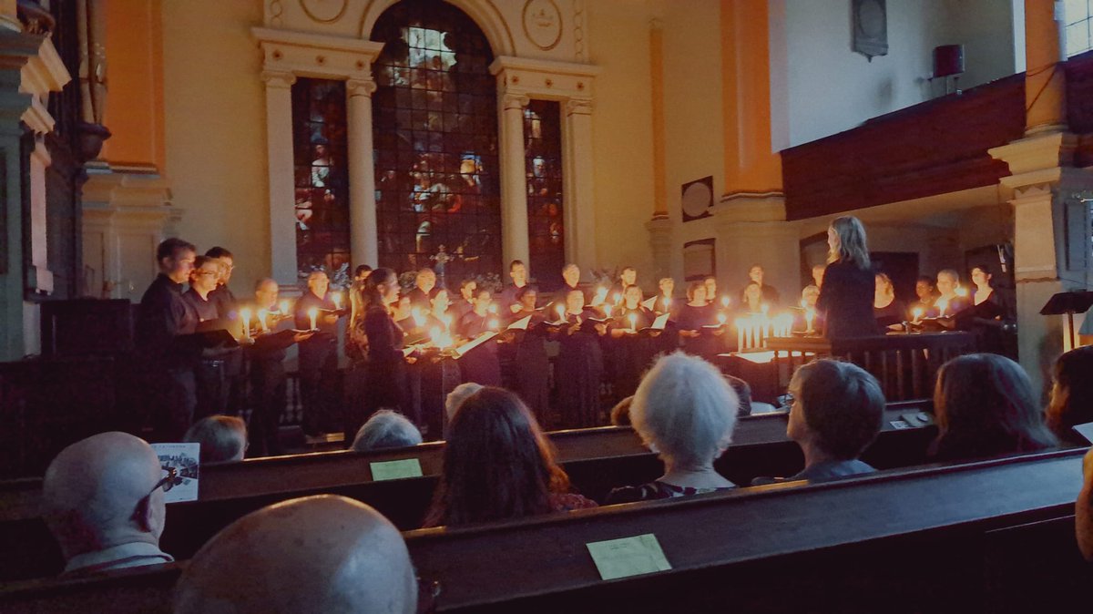 Mesmerising voices and enchanting melodies filled the air @StPaulsChurchJQ tonight. A truly moving evening of choral music by @excathedrachoir #ChoralMusic #StPaulsChurch #ExCathedra