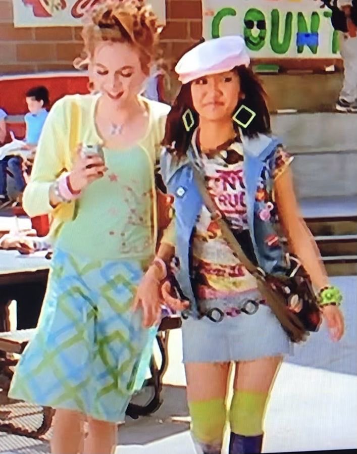 danielle panabaker and brenda song ate these looks UP in stuck in the suburbs (2004)