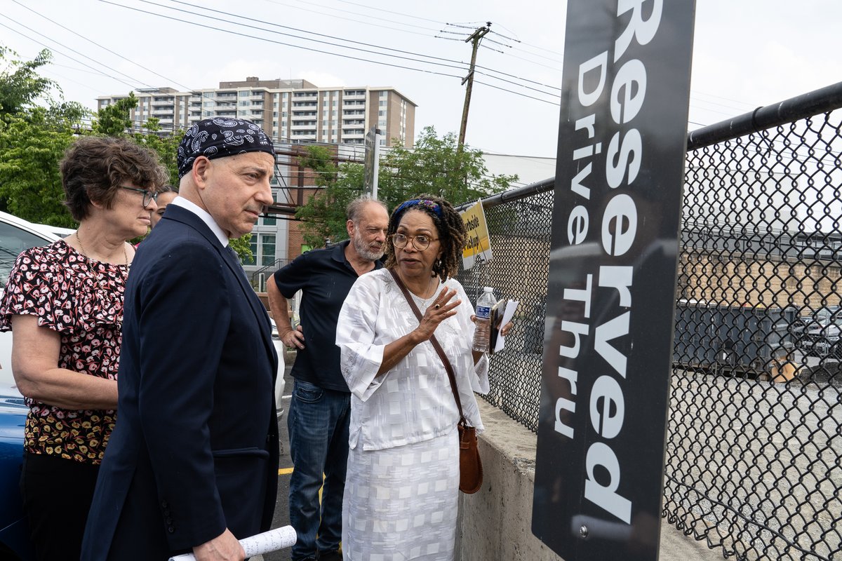 BethAfrCemetery's tweet photo. Yesterday, Maryland Delegate Lorig Charkoudian and Congressman Jamie Raskin visited Old Moses Cemetery. Countless Africans were dumped in the plot by European enslavers.

Today, the plot is being desecrated by developers &amp; Montgomery County. Over 200 bones have been recovered. https://t.co/iGjtA4Kvh7